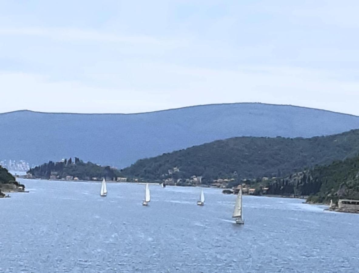 Bella Vista Zmukic Leilighet Perast Eksteriør bilde